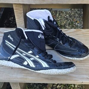 Asics Black and White Athletic Shoes